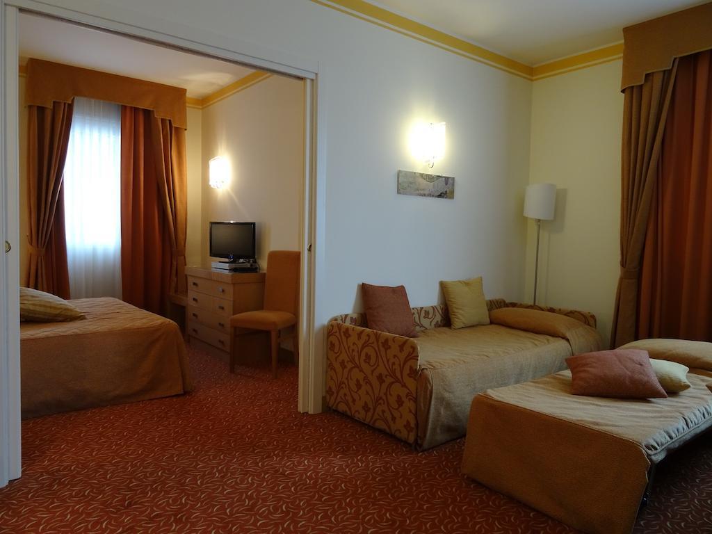 Hotel Roma Cividale del Friuli Szoba fotó